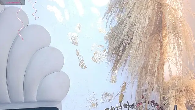 bonieklent online show from April 19, 2026, 3:28 am