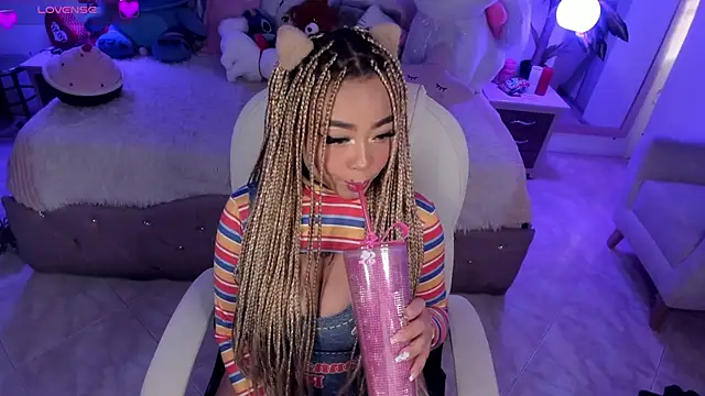 conny  curly online show from March 20, 2025, 1:37 pm