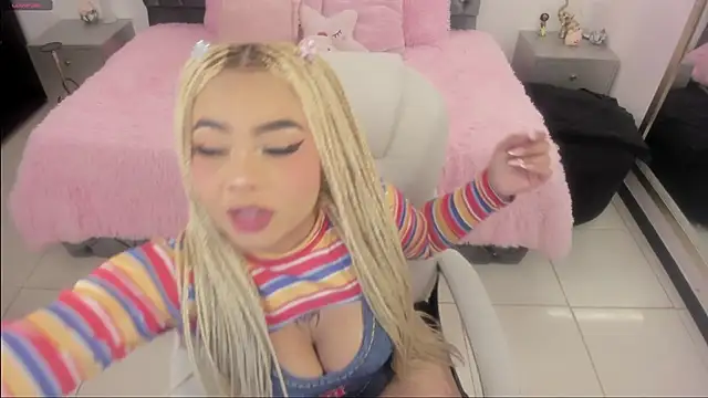 conny  curly online show from June 3, 2026, 2:44 pm