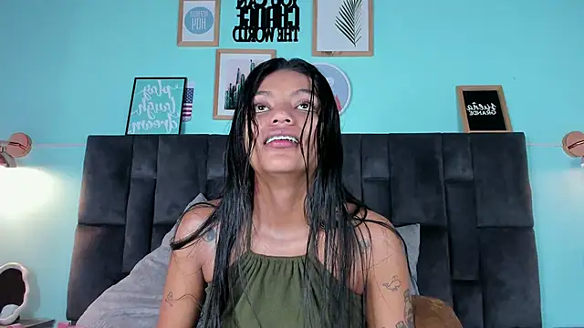 rachellmartinez online show from February 19, 2025, 11:38 am