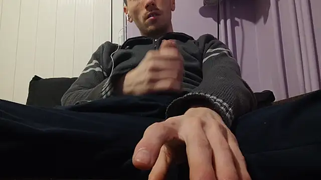  Hocthus  online show from January 22, 2025, 4:23 pm