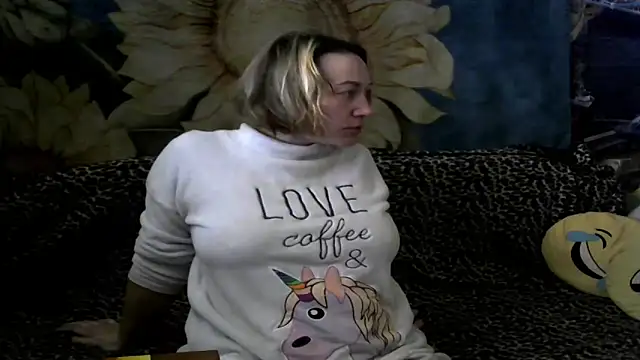 wLESLYMOSw online show from March 13, 2026, 11:28 am