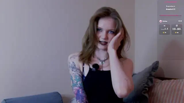 Snapshot of lessysweety chatting on July 8, 2026, 3:44 am lessysweety online show from July 8, 2026, 3:44 am