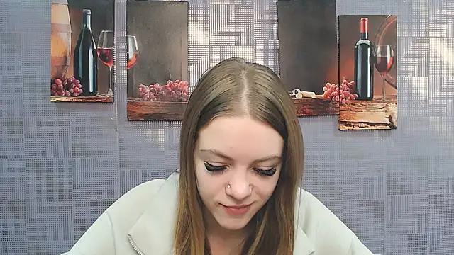 AliceFlirtt  online show from December 17, 2024, 7:29 am