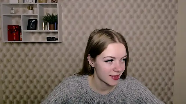 AliceFlirtt  online show from December 31, 2024, 7:20 am