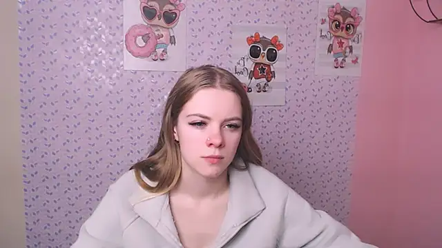 AliceFlirtt  online show from January 13, 2025, 1:49 pm