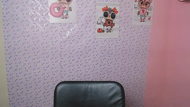 AliceFlirtt  online show from January 15, 2025, 2:35 pm