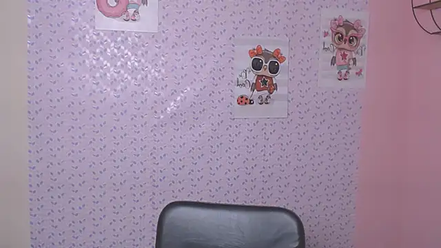 AliceFlirtt  online show from January 23, 2025, 1:13 pm