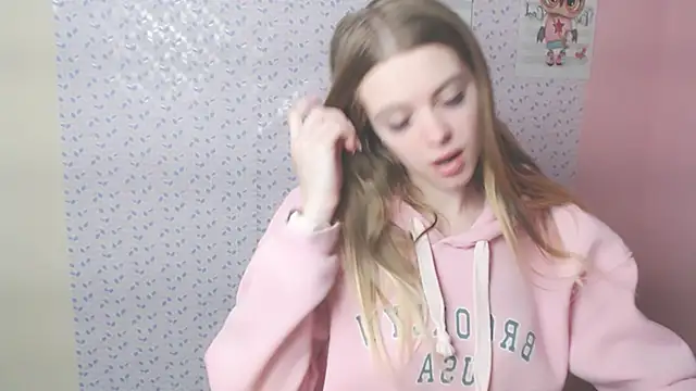 AliceFlirtt  online show from February 7, 2025, 11:56 am