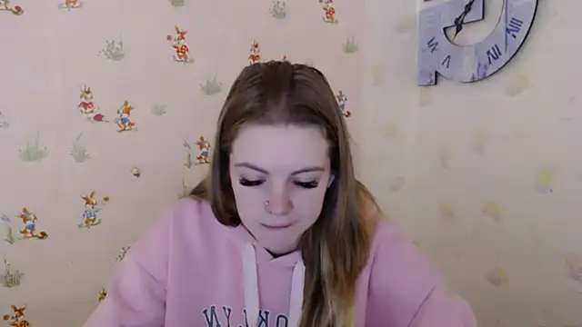 AliceFlirtt  online show from February 14, 2025, 11:31 am