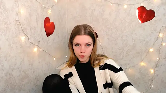 AliceFlirtt  online show from February 21, 2025, 11:33 am