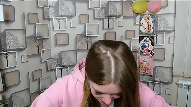 AliceFlirtt  online show from March 3, 2025, 8:38 am