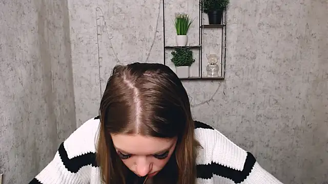 AliceFlirtt  online show from March 5, 2025, 8:21 am