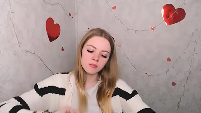 AliceFlirtt  online show from March 7, 2025, 2:34 pm