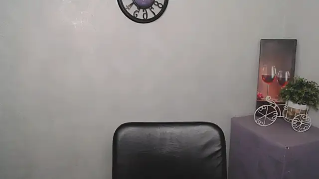 AliceFlirtt  online show from March 8, 2025, 8:33 am