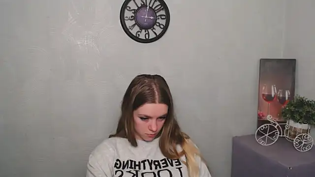 AliceFlirtt  online show from March 8, 2025, 11:37 am