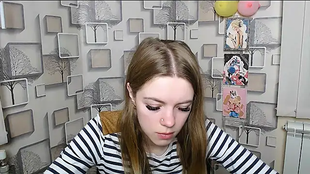 AliceFlirtt  online show from March 13, 2025, 8:37 am