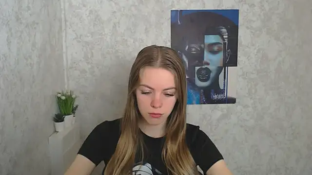 AliceFlirtt  online show from September 23, 2025, 8:17 am