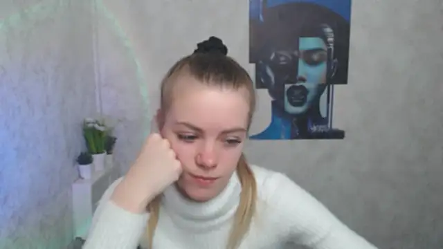 AliceFlirtt  online show from November 14, 2025, 10:58 am