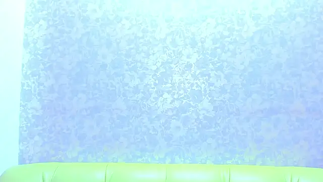 Vanessa Florence online show from April 22, 2026, 1:19 am