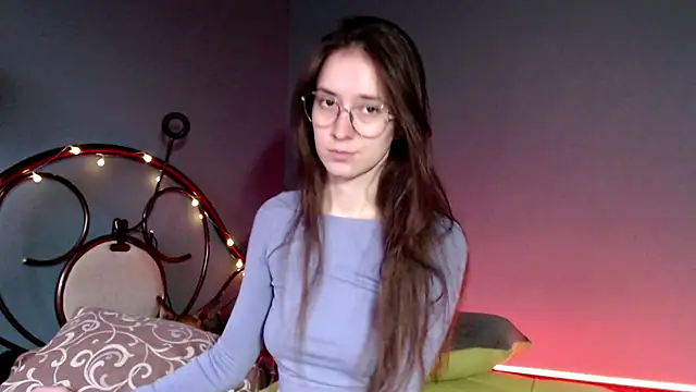 wow  kelly online show from December 8, 2024, 12:08 pm