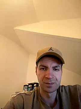 Ricoleckt online show from November 27, 2025, 6:21 pm