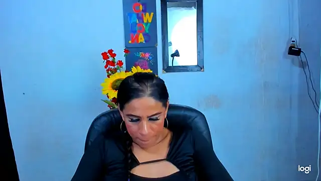 juanblakbigcock online show from April 12, 2026, 4:50 am