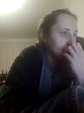 emeli moon online show from January 8, 2025, 8:07 pm