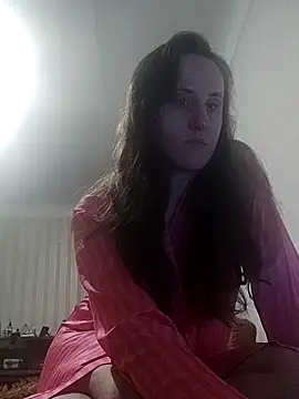 emeli moon online show from February 16, 2025, 10:32 pm