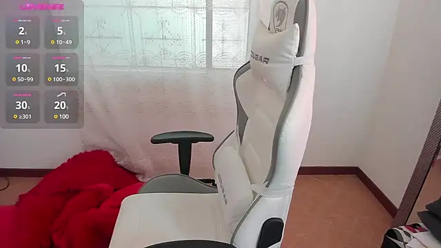 samantha  wilson online show from December 3, 2024, 3:44 pm