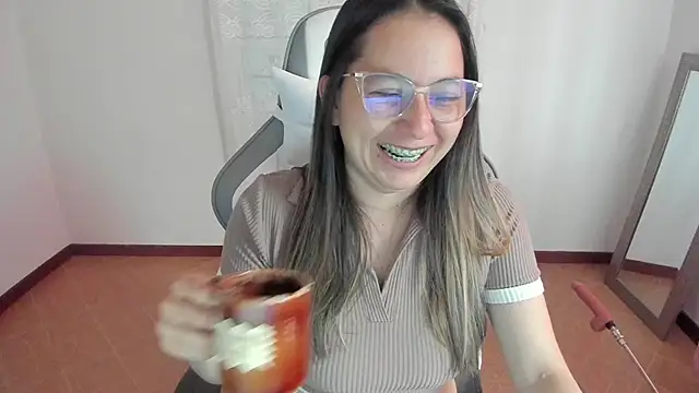 samantha  wilson online show from February 20, 2025, 12:36 pm