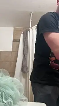 El Gizmo online show from January 1, 2025, 2:19 am