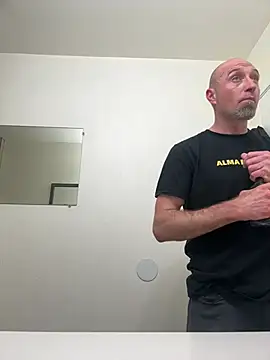 El Gizmo online show from January 13, 2025, 5:33 am