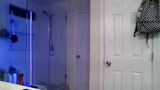 El Gizmo online show from April 20, 2026, 12:19 pm