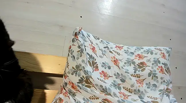 CRISTIINA37 online show from December 7, 2024, 7:32 pm