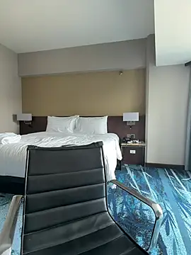 YourThirstySlut online show from April 19, 2026, 5:07 am