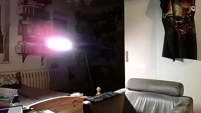 Snapshot of sunr1sa chatting on January 3, 2025, 10:19 pm sunr1sa online show from January 3, 2025, 10:19 pm