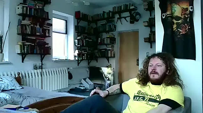 Snapshot of sunr1sa chatting on January 19, 2025, 8:07 am sunr1sa online show from January 19, 2025, 8:07 am