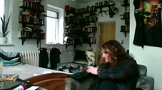 Snapshot of sunr1sa chatting on February 7, 2025, 2:26 pm sunr1sa online show from February 7, 2025, 2:26 pm