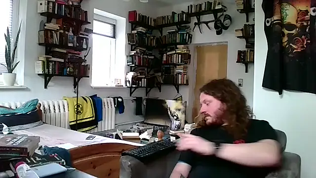 Snapshot of sunr1sa chatting on February 26, 2025, 10:15 am sunr1sa online show from February 26, 2025, 10:15 am