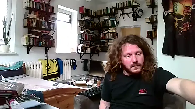 Snapshot of sunr1sa chatting on February 26, 2025, 1:19 pm sunr1sa online show from February 26, 2025, 1:19 pm