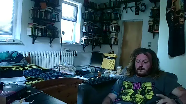 Snapshot of sunr1sa chatting on September 12, 2025, 4:29 pm sunr1sa online show from September 12, 2025, 4:29 pm