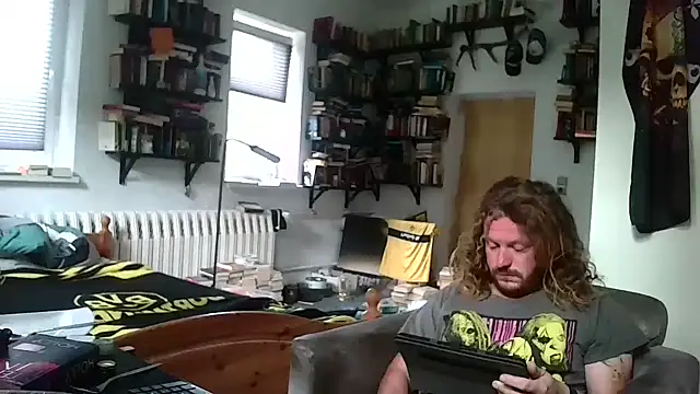 Snapshot of sunr1sa chatting on September 13, 2025, 6:24 am sunr1sa online show from September 13, 2025, 6:24 am