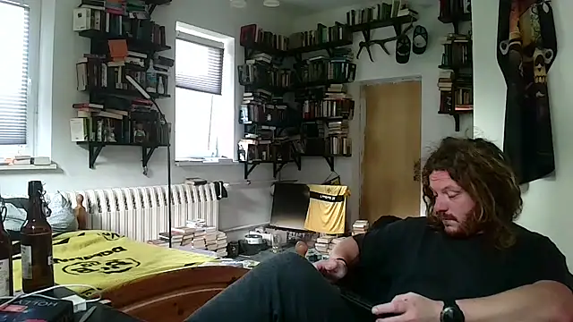 Snapshot of sunr1sa chatting on October 5, 2025, 6:45 am sunr1sa online show from October 5, 2025, 6:45 am