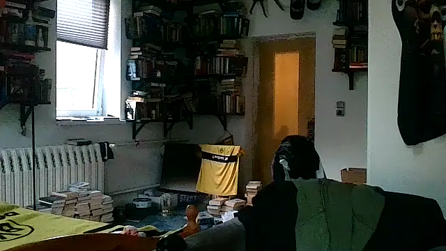 Snapshot of sunr1sa chatting on October 26, 2025, 6:30 am sunr1sa online show from October 26, 2025, 6:30 am