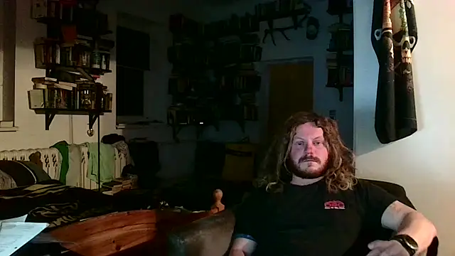 Snapshot of sunr1sa chatting on October 28, 2025, 8:33 pm sunr1sa online show from October 28, 2025, 8:33 pm