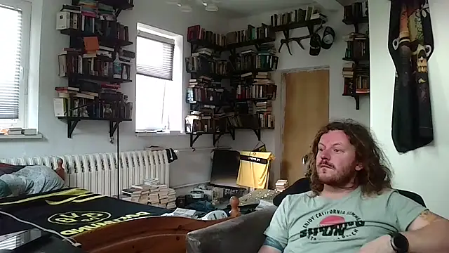 Snapshot of sunr1sa chatting on November 18, 2025, 7:24 am sunr1sa online show from November 18, 2025, 7:24 am