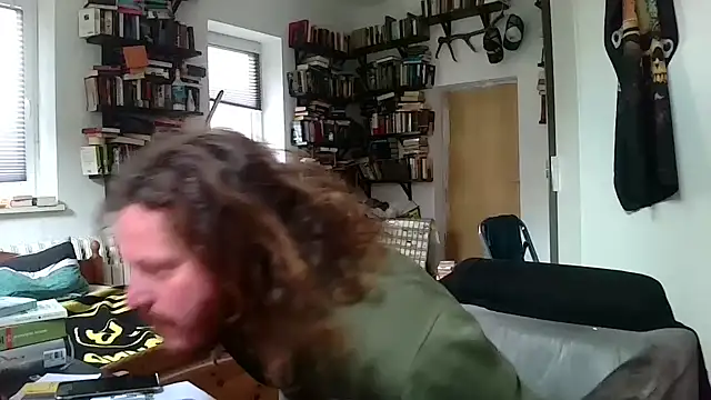 sunr1sa online show from December 14, 2025, 12:43 pm