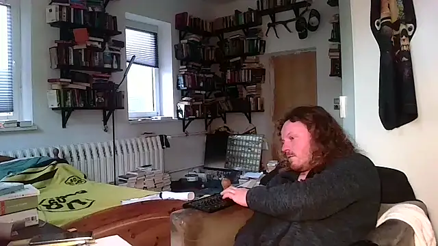 sunr1sa online show from December 18, 2025, 7:25 am