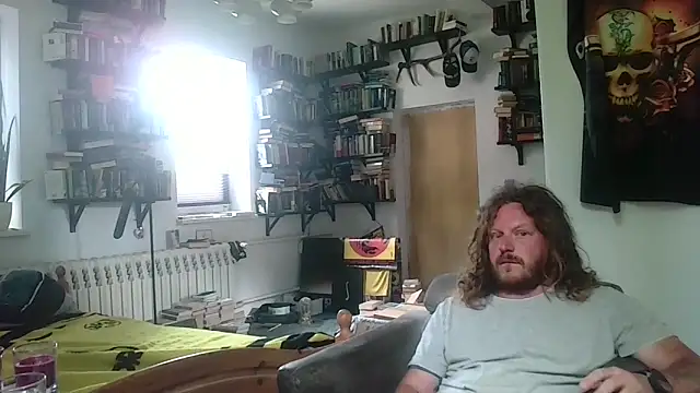 sunr1sa online show from June 9, 2026, 3:56 pm
